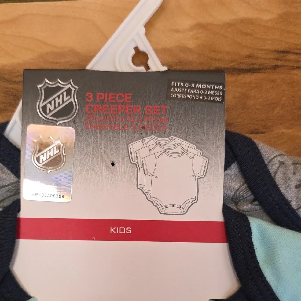 Seattle Kraken Size 0-3 Months NHL Hockey Baby 3 Pack Short Sleeve Bodysuits NEW